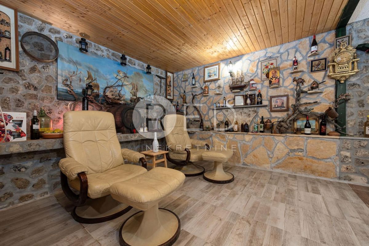 Casa Donje Biljane, Benkovac, 300m2