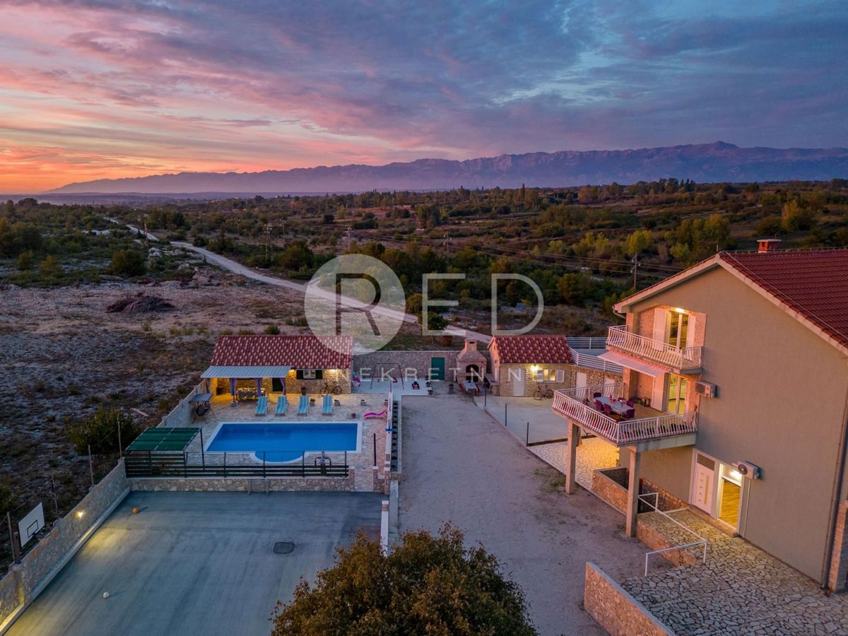 Casa Donje Biljane, Benkovac, 300m2