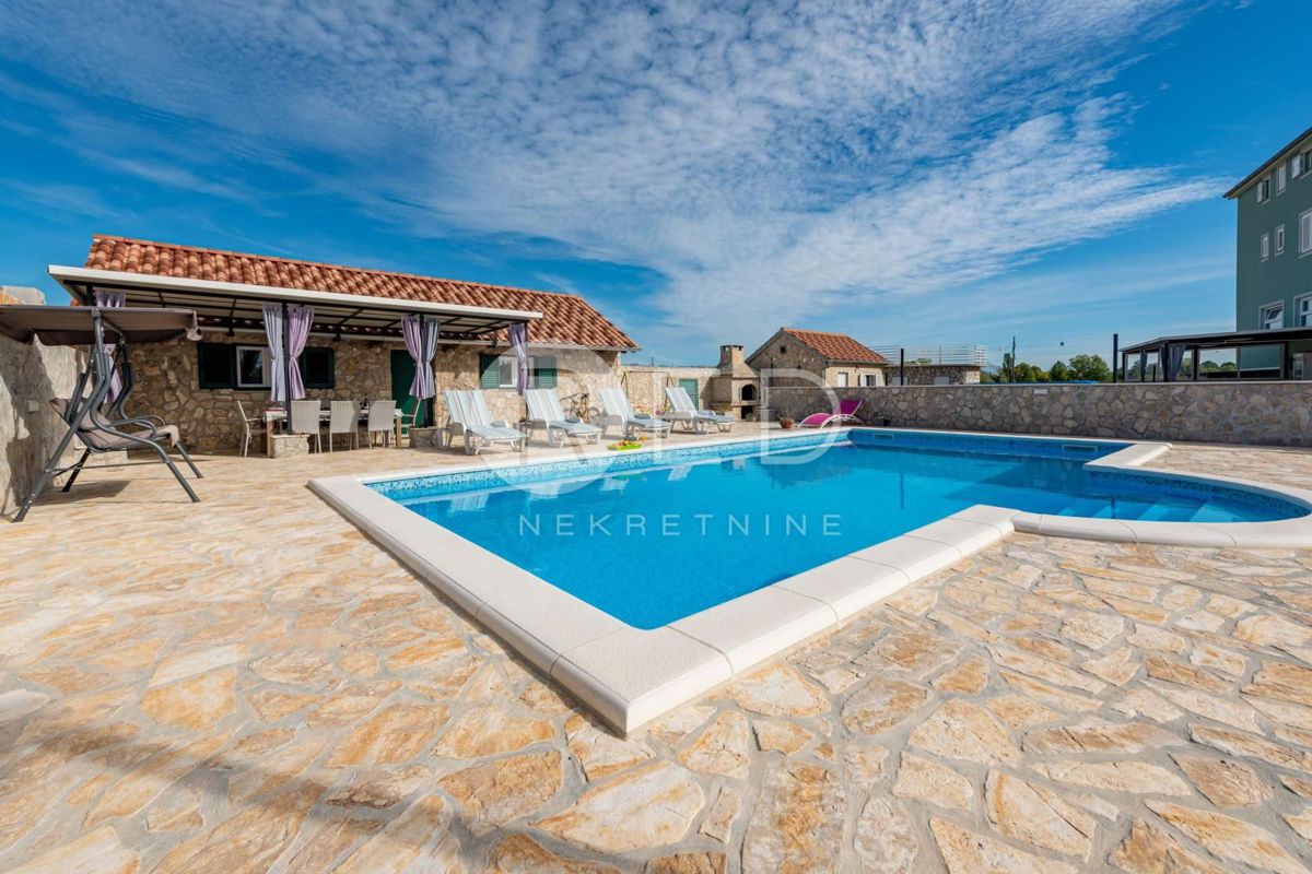 Casa Donje Biljane, Benkovac, 300m2