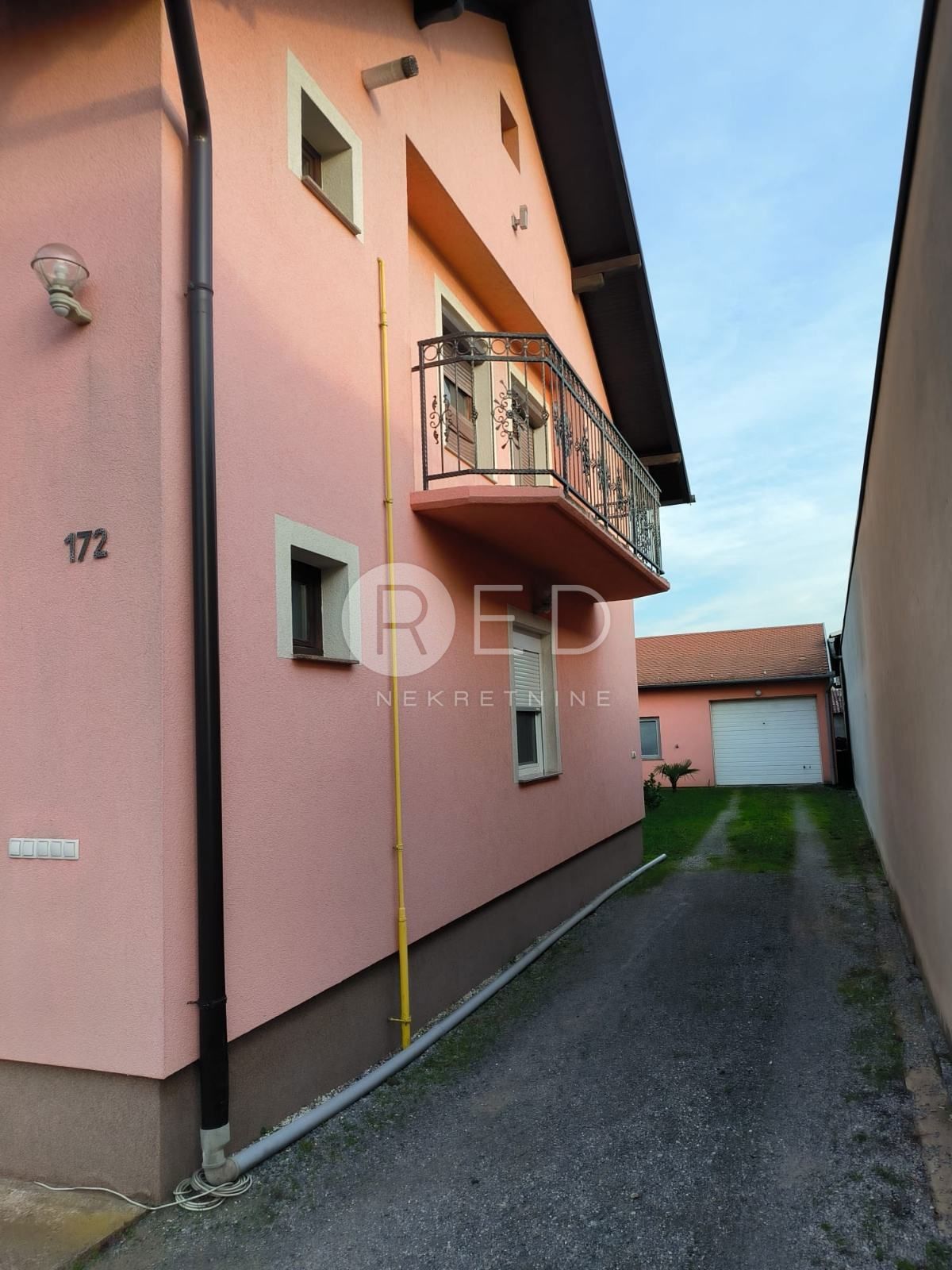 Casa Livada, Slavonski Brod, Josipa Runjanina 172, 125m2