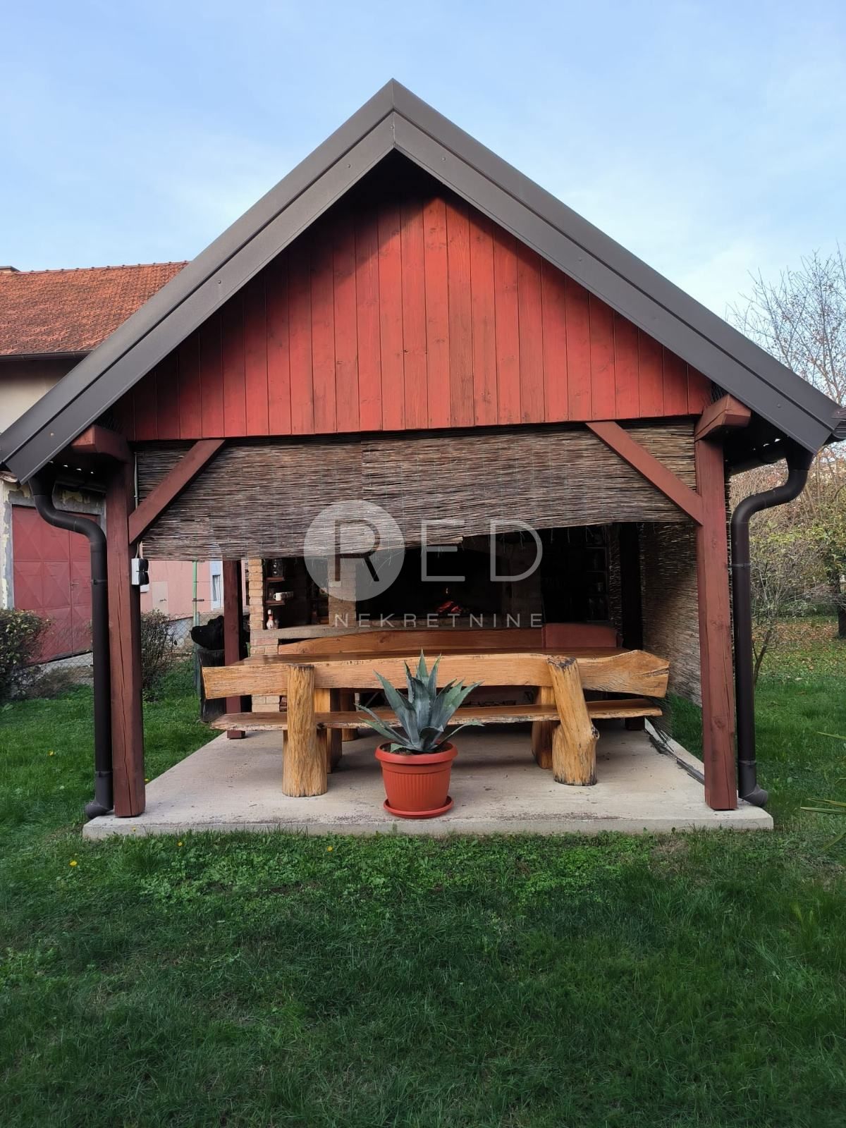 Casa Livada, Slavonski Brod, Josipa Runjanina 172, 125m2