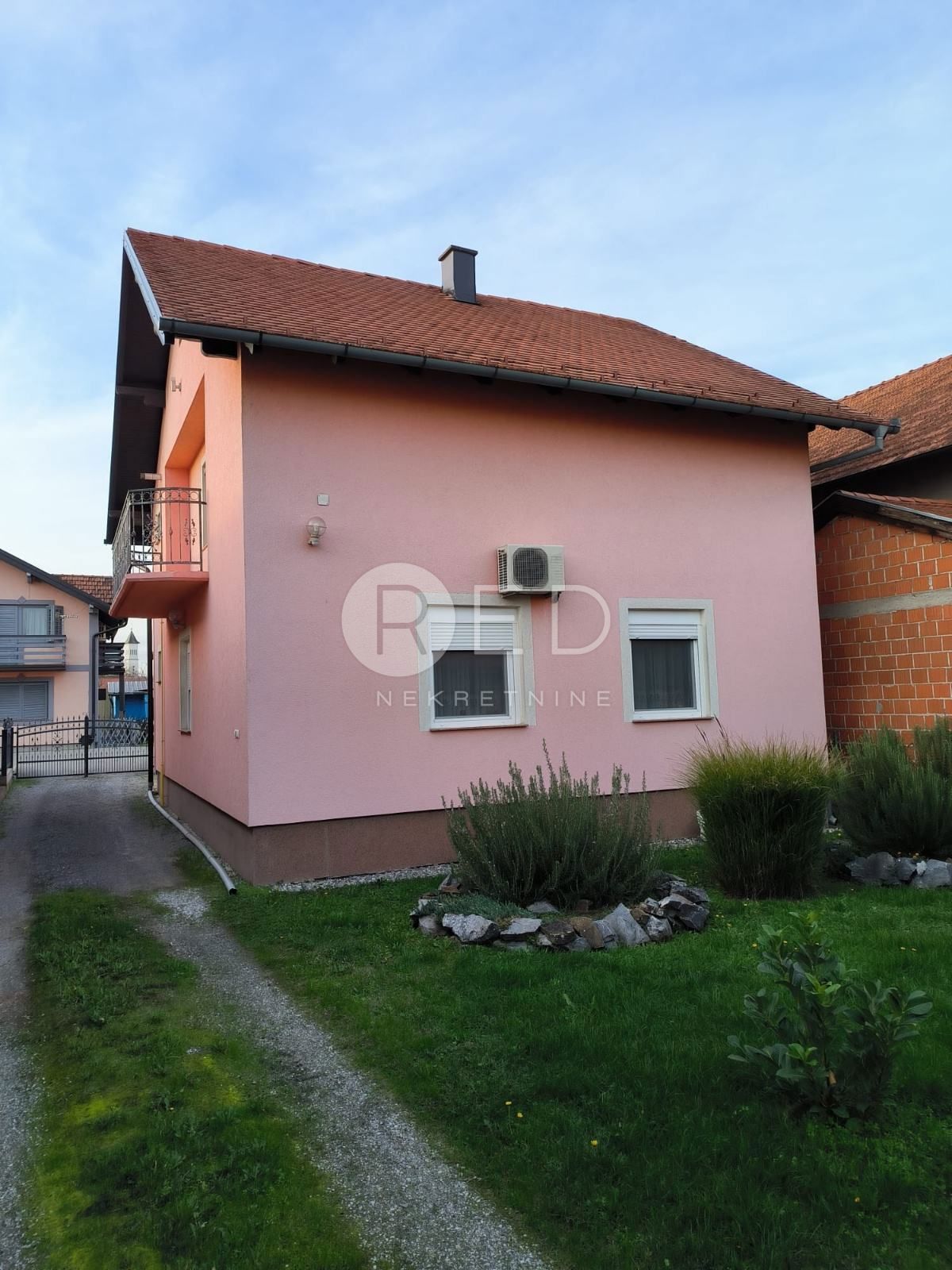 Casa Livada, Slavonski Brod, Josipa Runjanina 172, 125m2