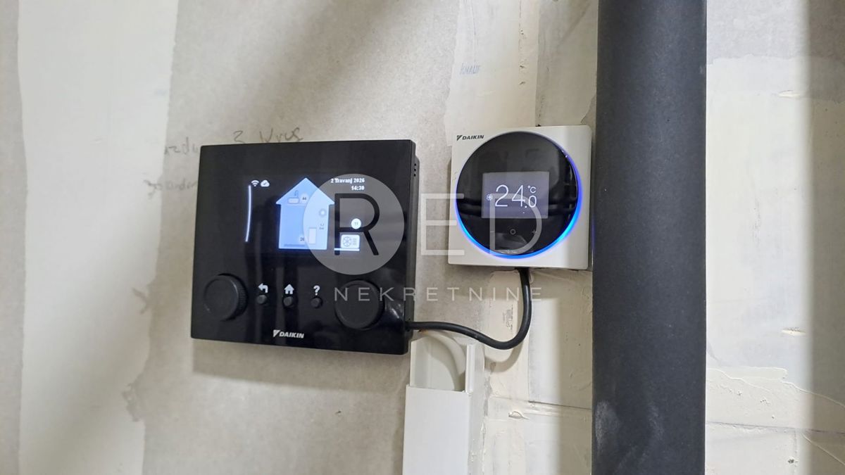 Casa Nova Gradiška, Poljane 36, 215m2