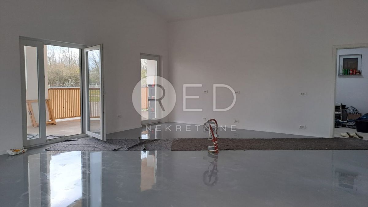 Casa Nova Gradiška, Poljane 36, 215m2