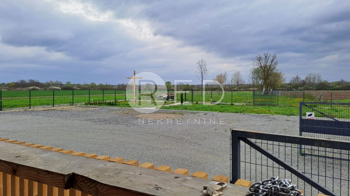 Casa Nova Gradiška, Poljane 36, 215m2