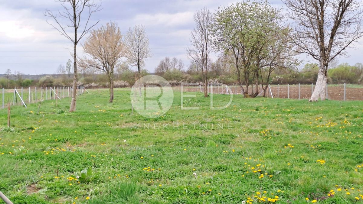 Casa Nova Gradiška, Poljane 36, 215m2