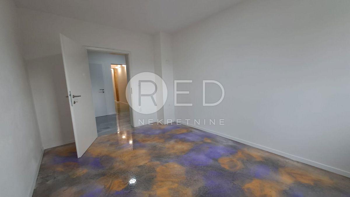 Casa Nova Gradiška, Poljane 36, 215m2