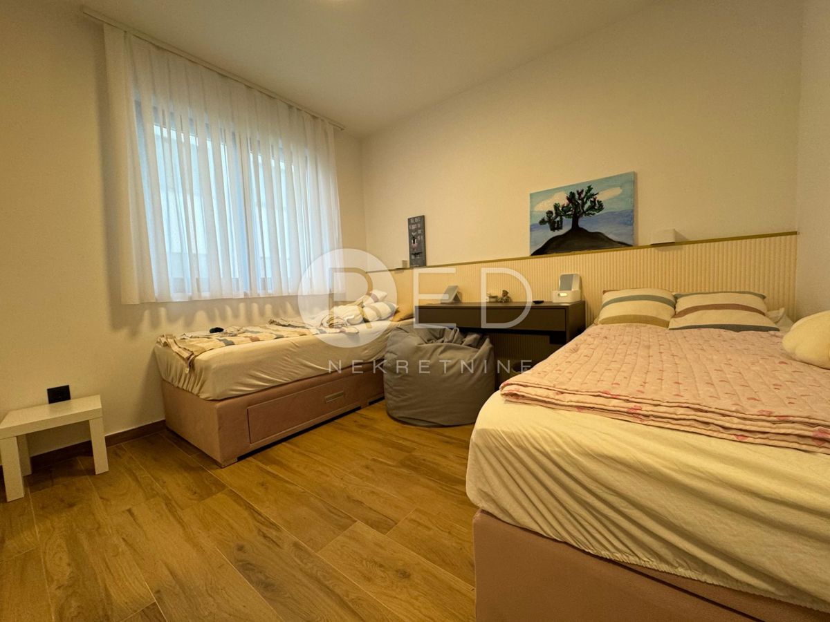 Appartamento Petrčane, Zadar - Okolica, 89m2