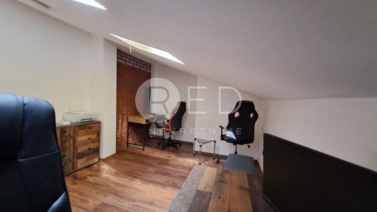 Appartamento Naselje Kralja Tomislava, Slavonski Brod, 96m2