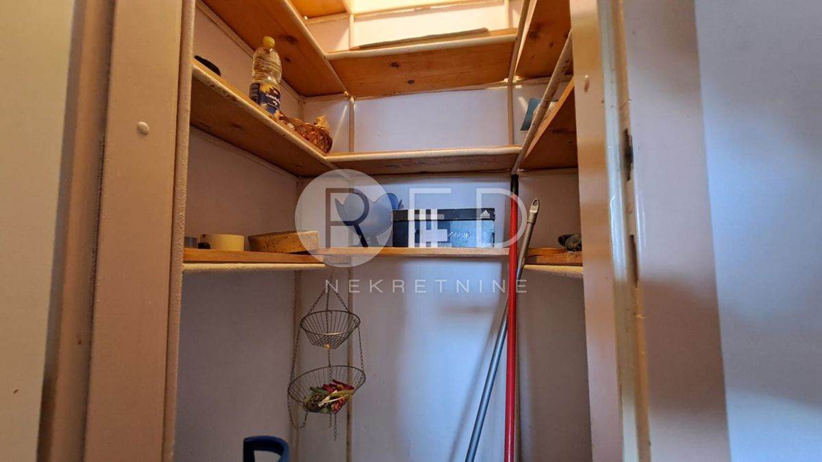 Appartamento Naselje Kralja Tomislava, Slavonski Brod, 96m2