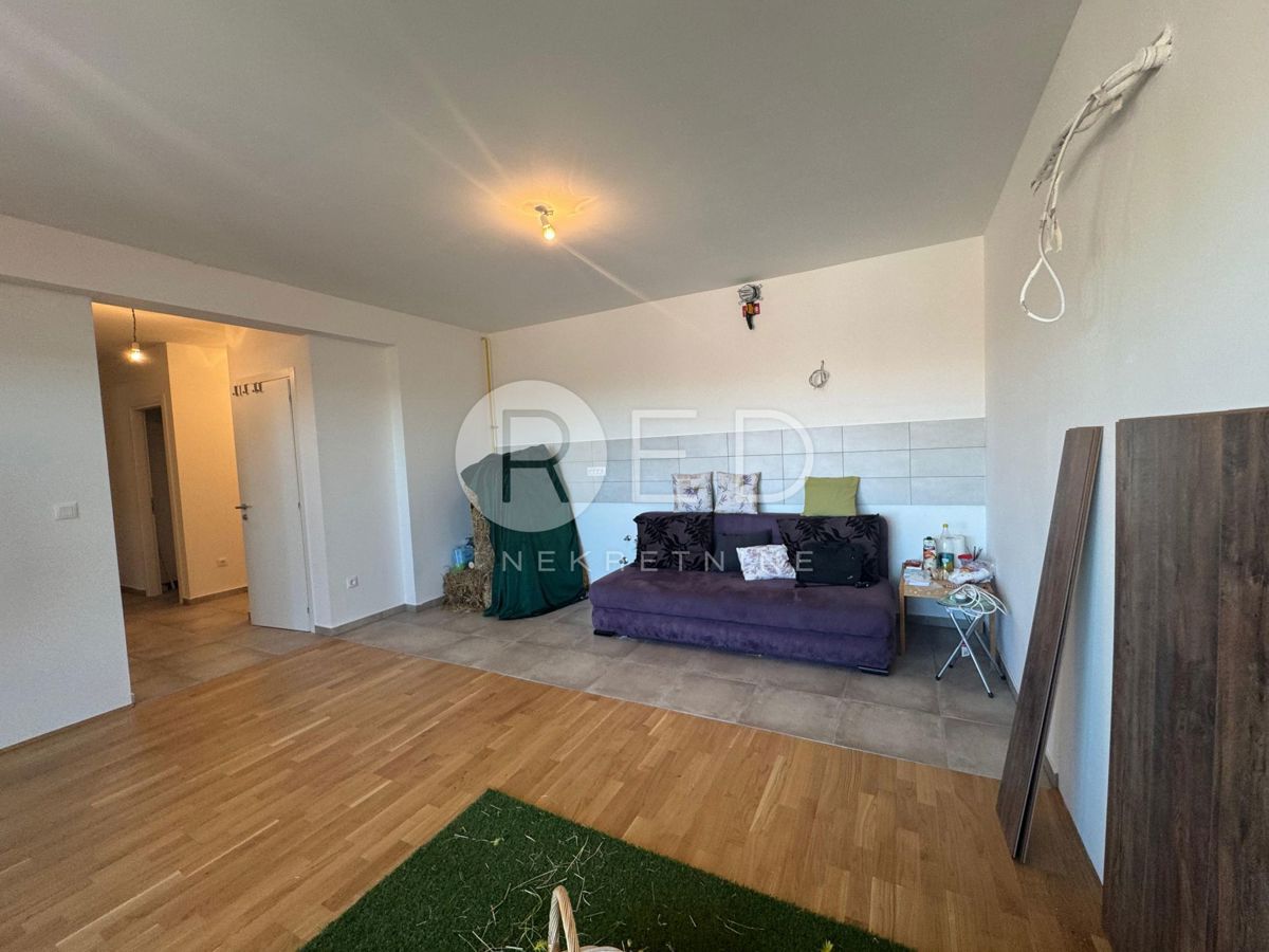 Appartamento Crvene kuće, Zadar, Zadar, Zadarska županija, 80m2