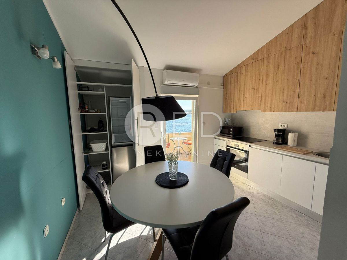 Casa Posedarje, 190m2