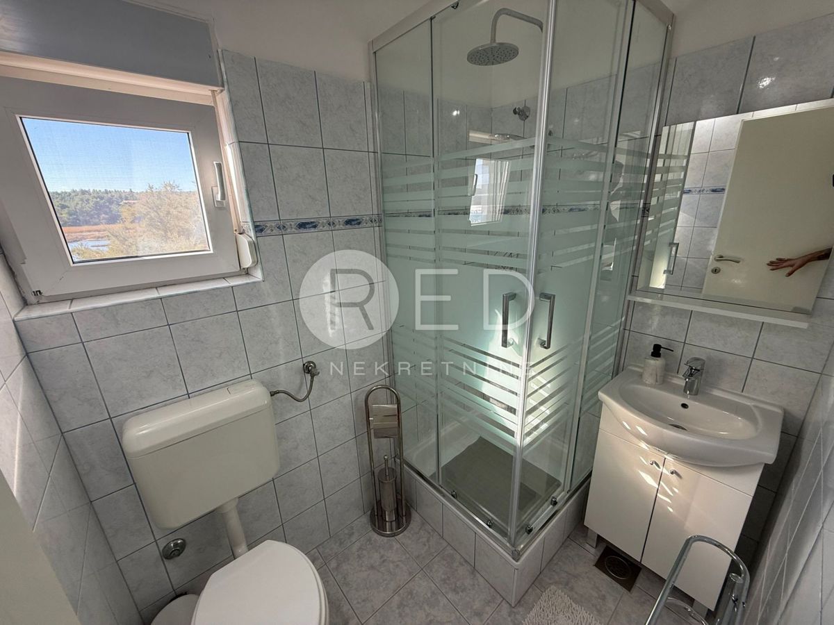 Casa Posedarje, 190m2