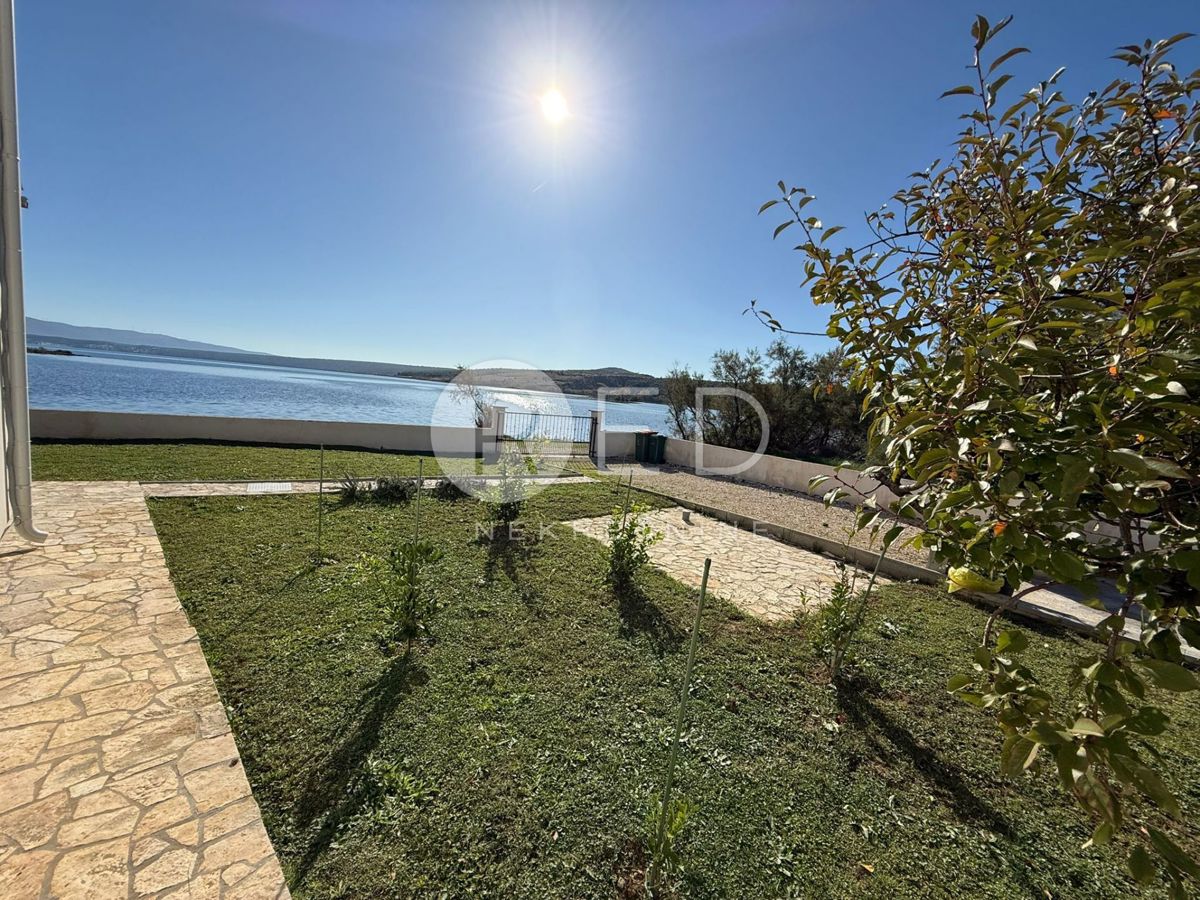 Casa Posedarje, 190m2