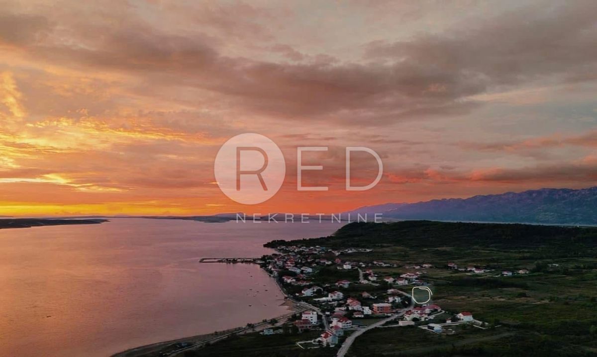 Terreno Ljubač, Ražanac, 1,06m2