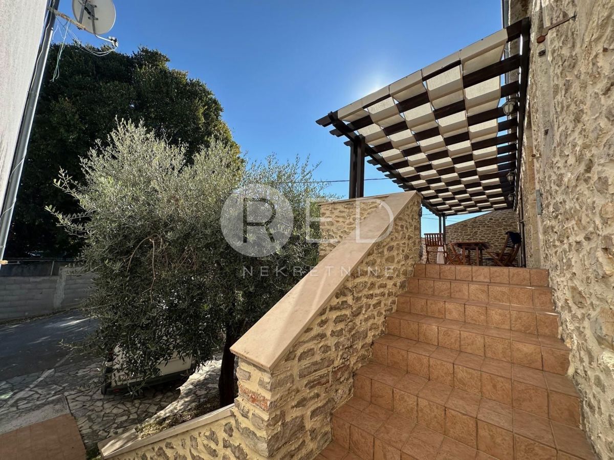 Appartamento Arbanasi, Zadar, Ulica nadbiskupa Vicka Zmajevića, 128m2