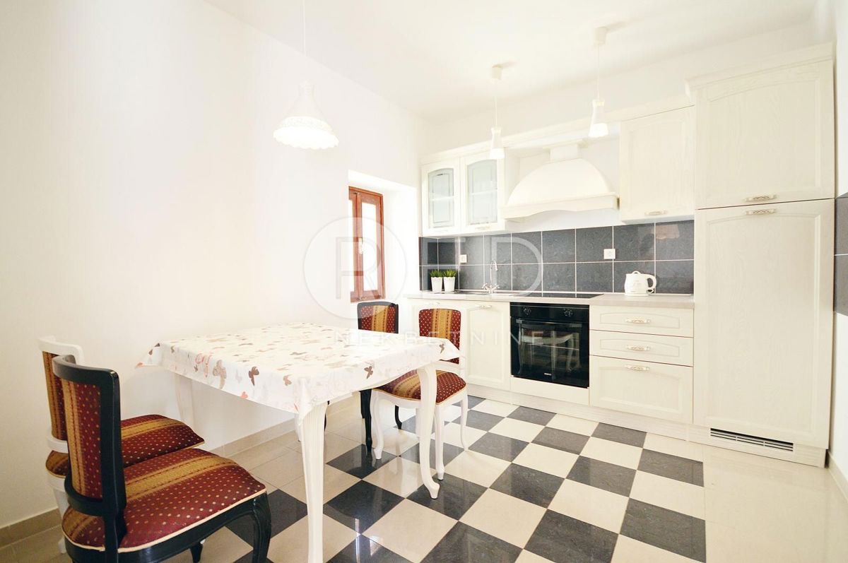 Appartamento Arbanasi, Zadar, Ulica nadbiskupa Vicka Zmajevića, 128m2