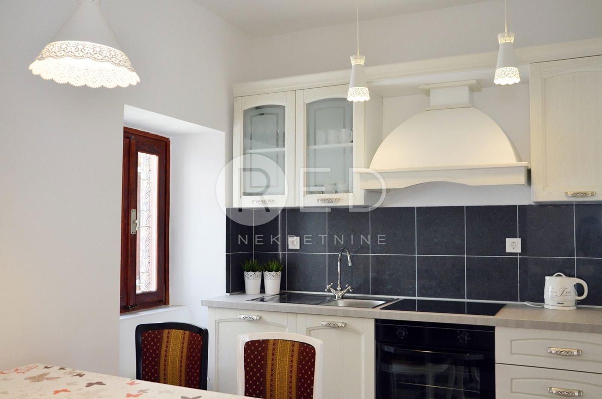 Appartamento Arbanasi, Zadar, Ulica nadbiskupa Vicka Zmajevića, 128m2