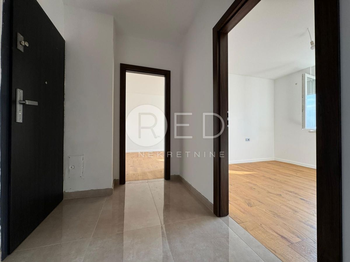 Appartamento Branimirova Obala, Zadar, Velebitska ulica, 60m2