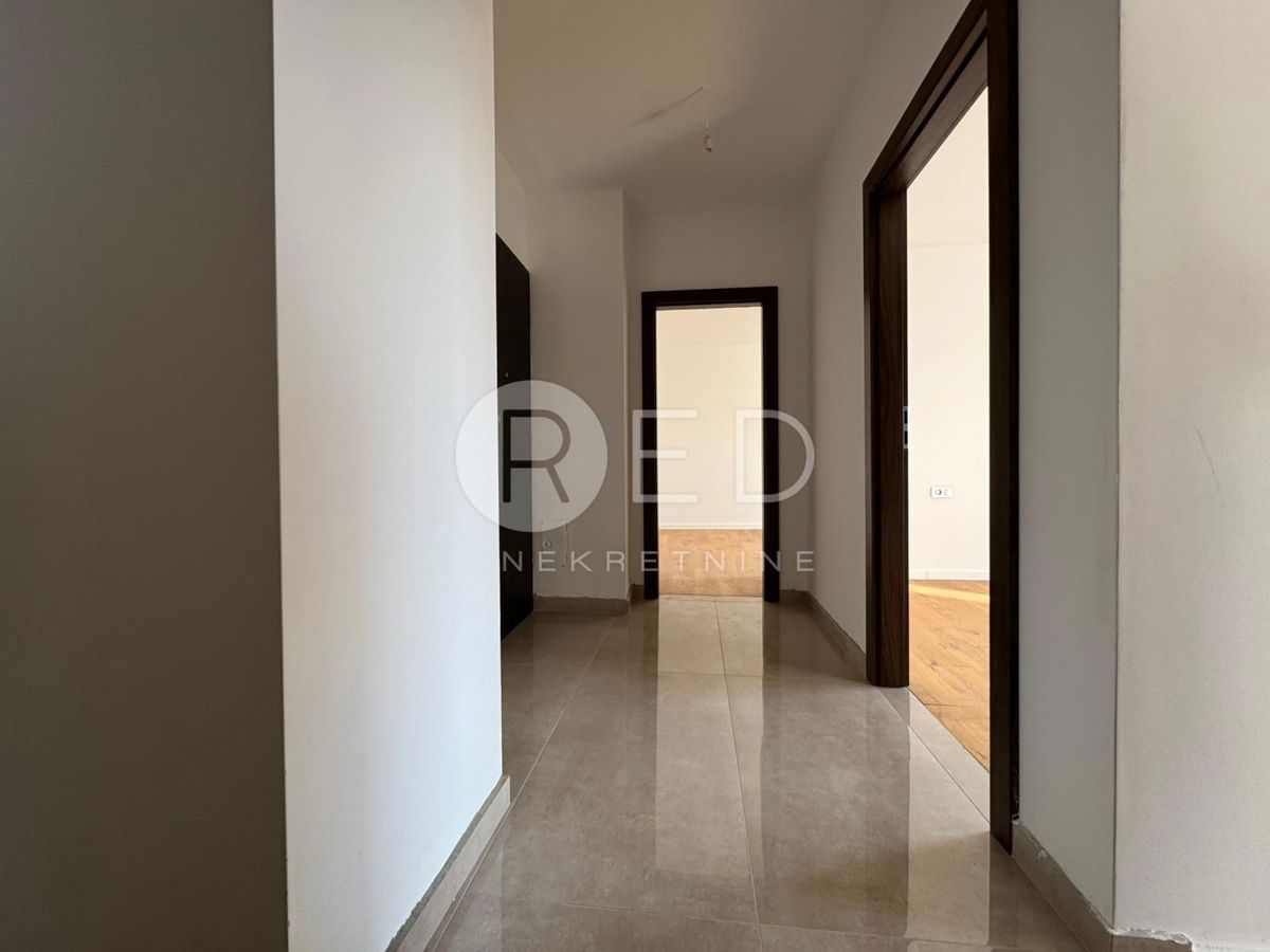 Appartamento Branimirova Obala, Zadar, Velebitska ulica, 60m2