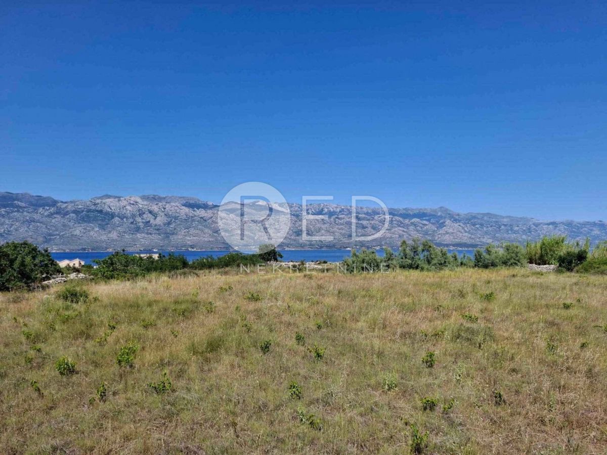 Terreno Ražanac, 672m2