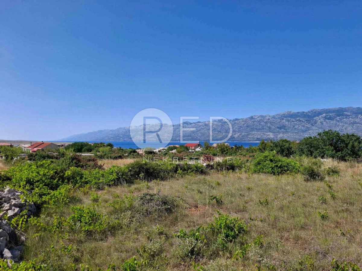 Terreno Ražanac, 672m2