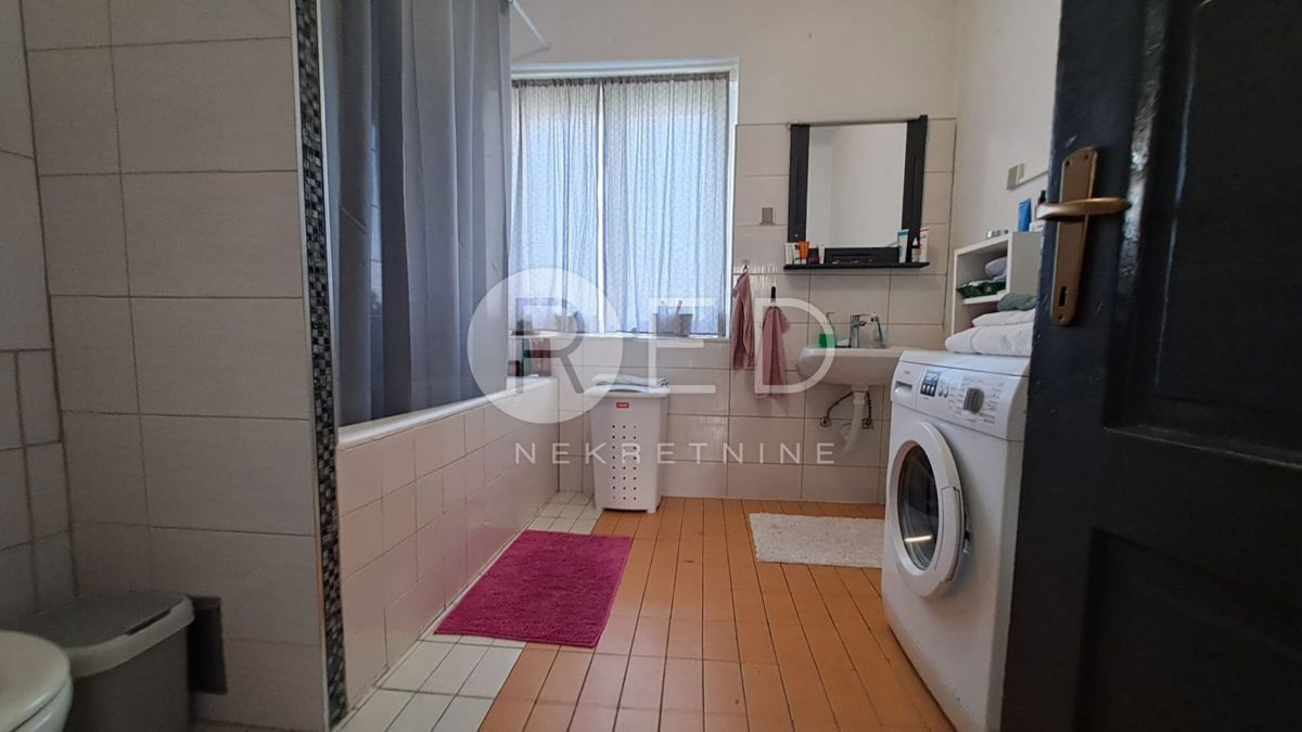 Appartamento Centar, Požega, Osječka, 72m2