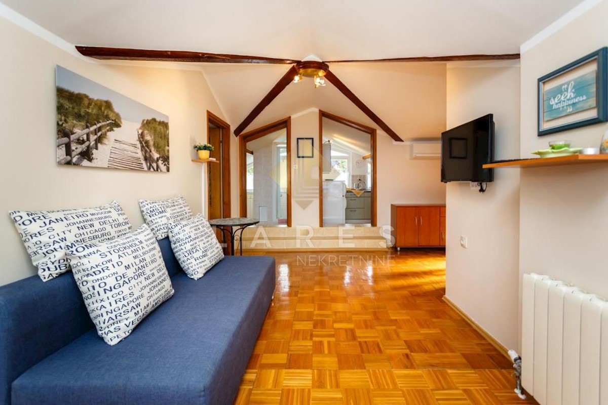 Casa Malinska, Malinska-Dubašnica, 280m2