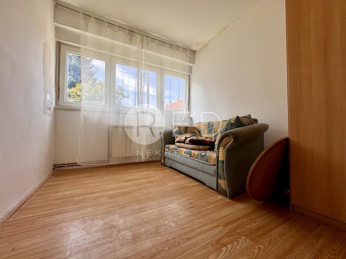 Appartamento Sesvetski Kraljevec, Sesvete, Trg Kralja tomislava, 60m2