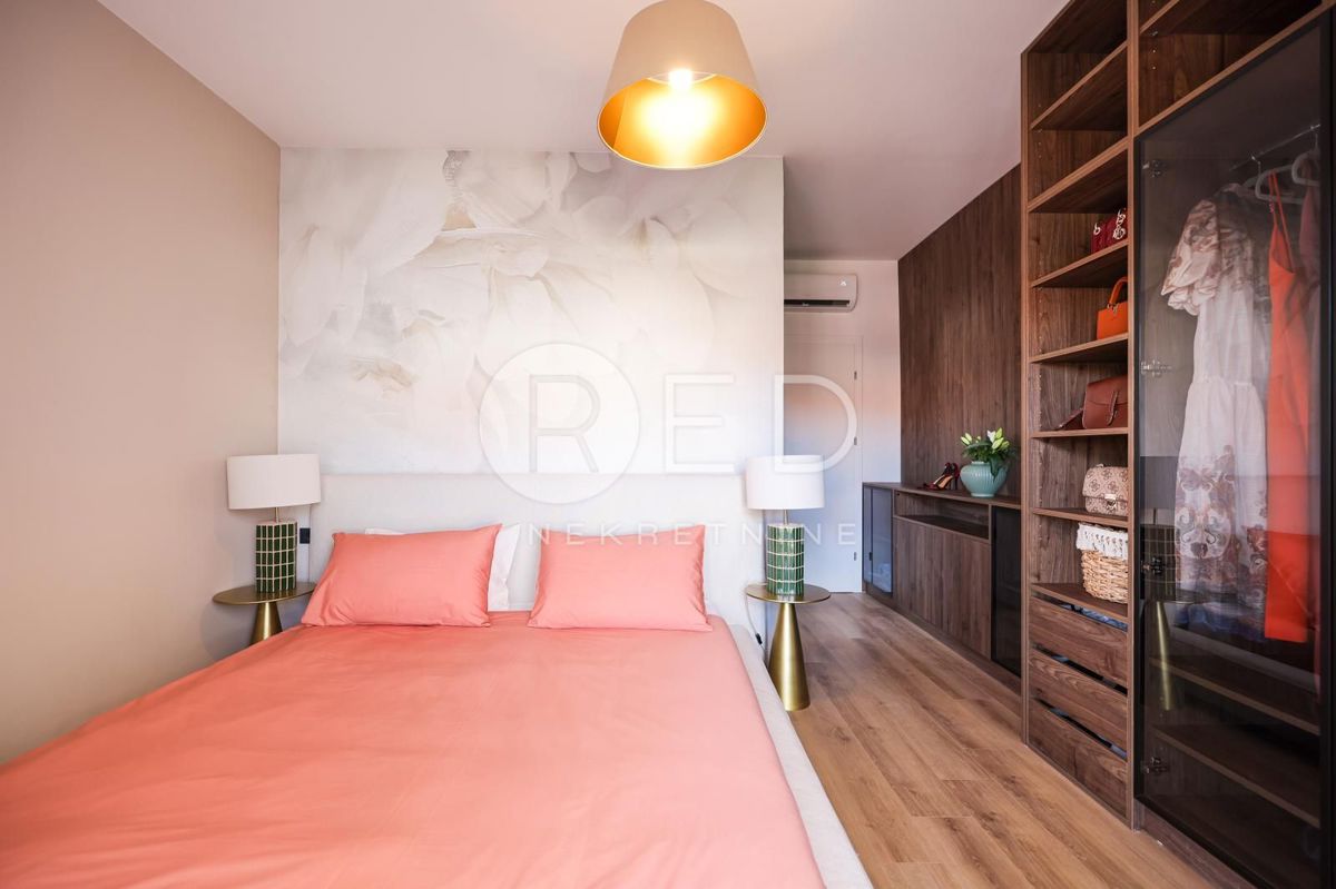 Appartamento Višnjik, Zadar, Ulica Slavka Perovića, 110m2