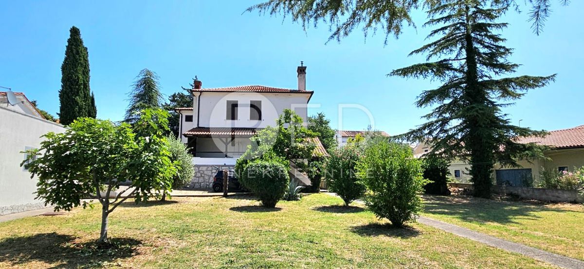 Casa Sveti Vid-Miholjice, Malinska-Dubašnica, MALINSKA , 400m2