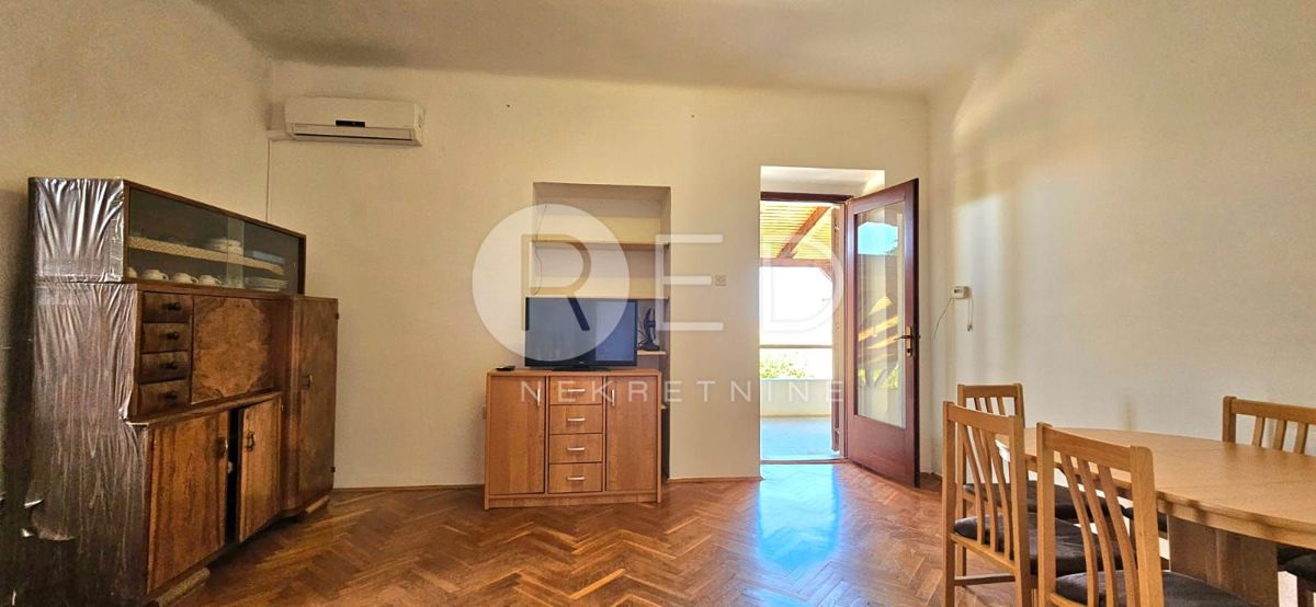 Casa Sveti Vid-Miholjice, Malinska-Dubašnica, MALINSKA , 400m2