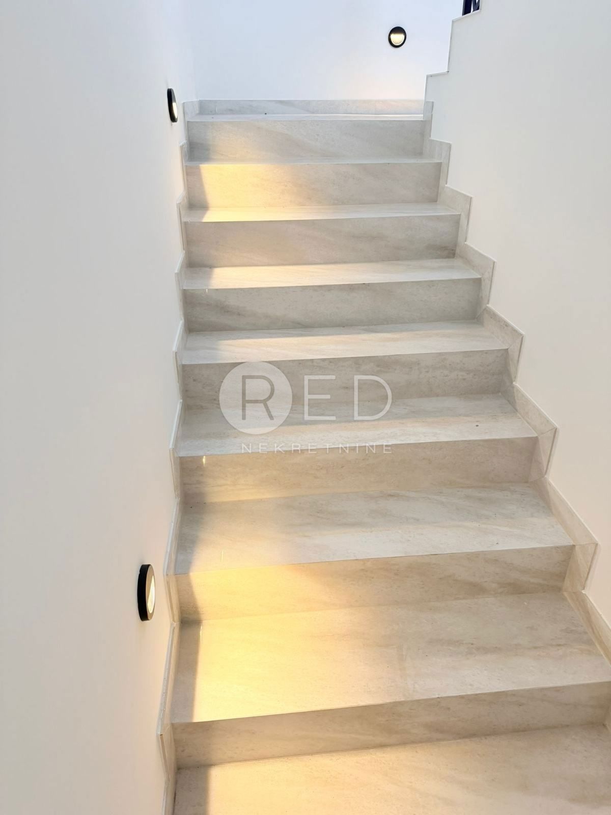 Appartamento Sesvete, 95m2