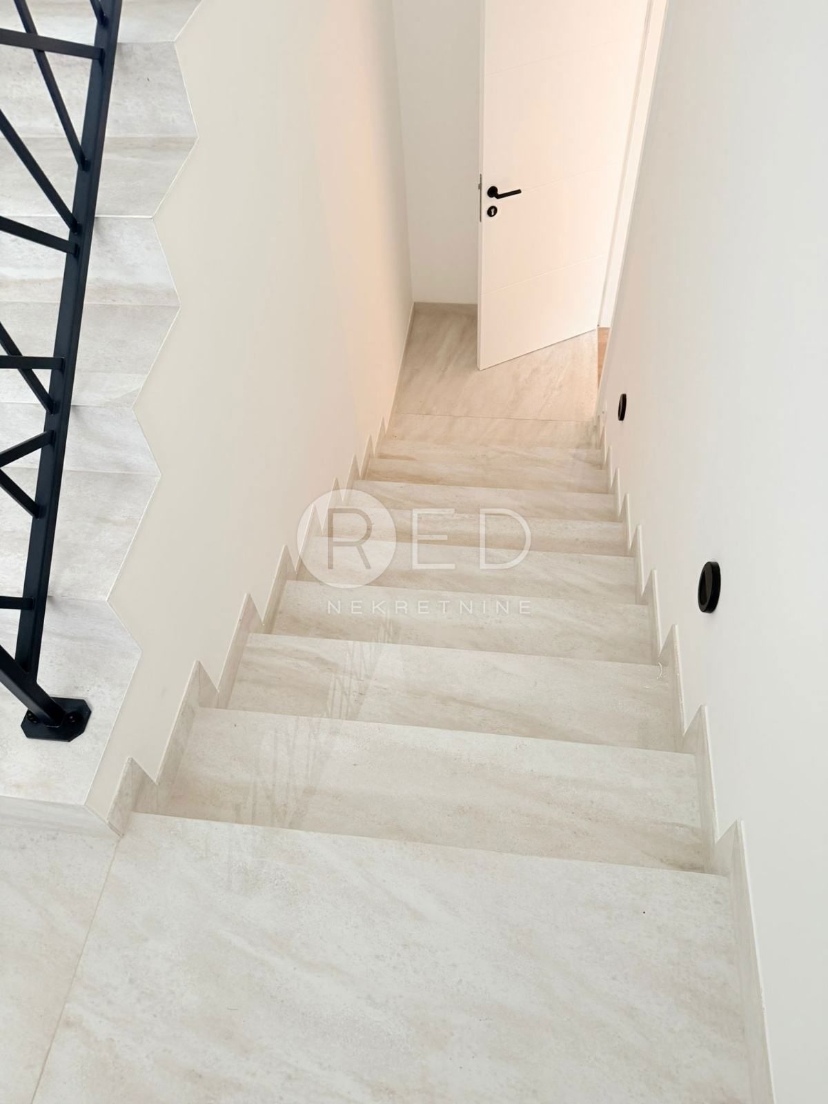 Appartamento Sesvete, 95m2