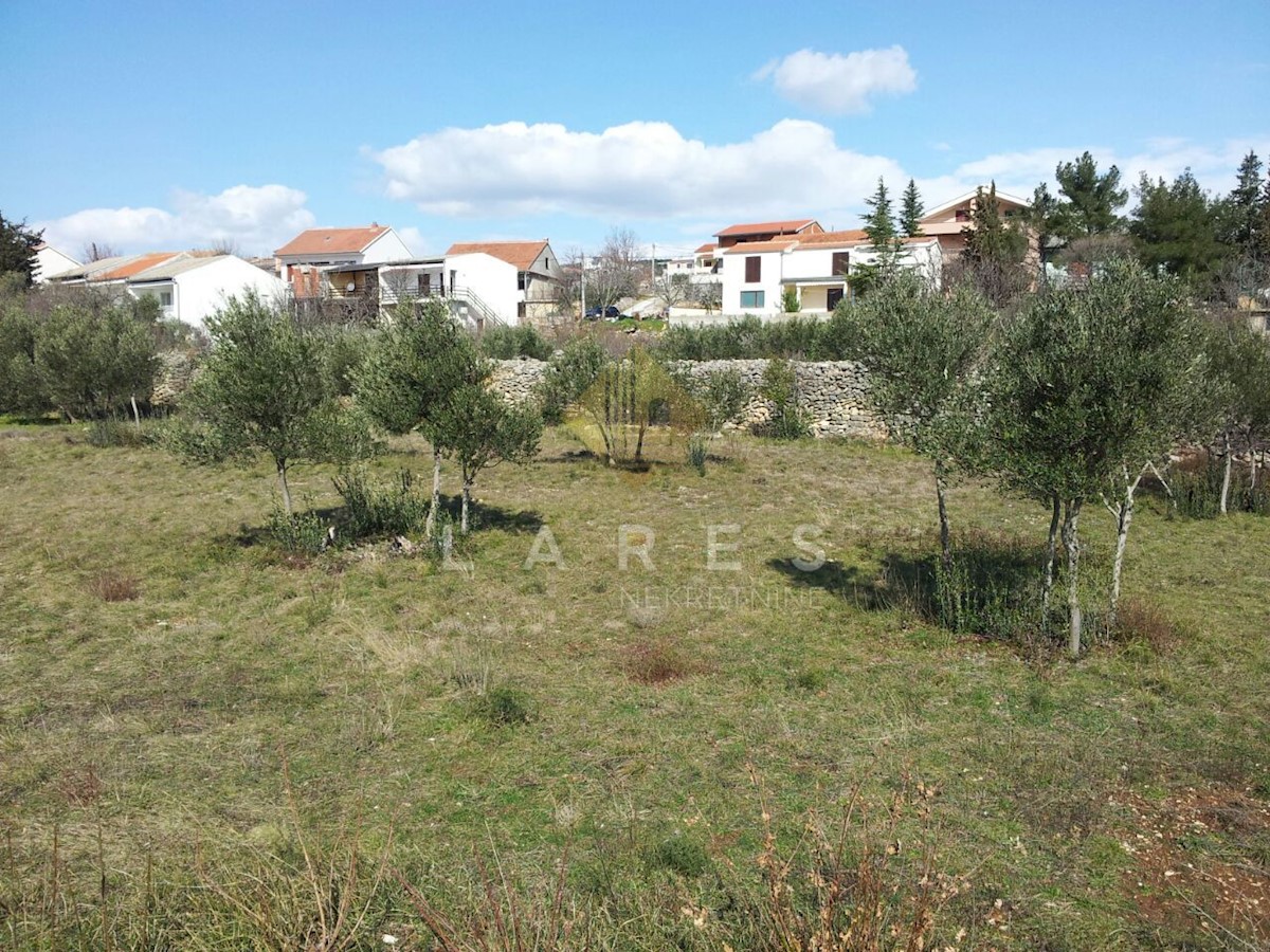 Terreno Maslenica, Jasenice, Ulica Gojka Šuška , 1.074m2