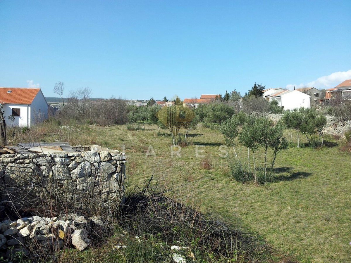 Terreno Maslenica, Jasenice, Ulica Gojka Šuška , 1.074m2