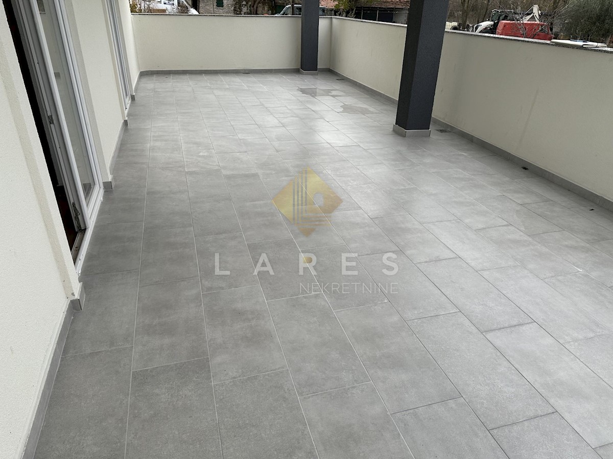 Casa Smilčić, Benkovac, Iza pravoslavne crkve, 447m2