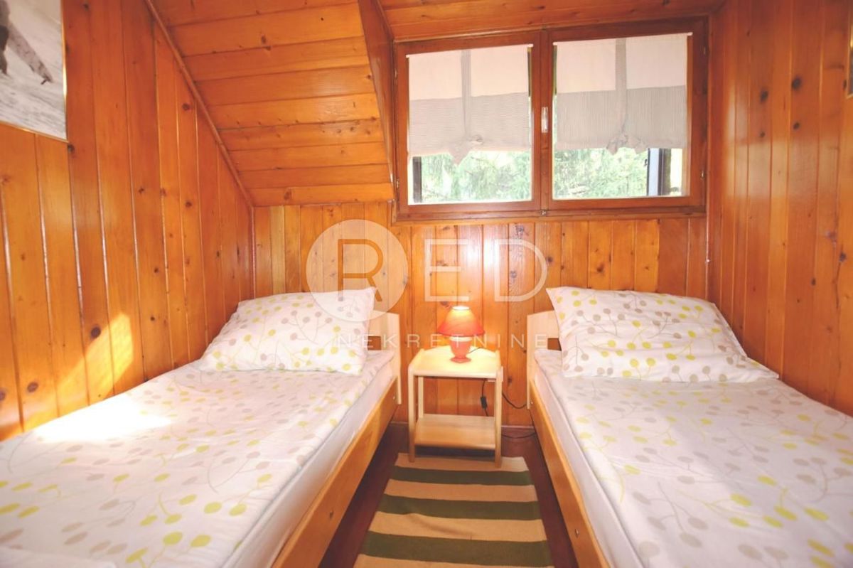 Casa Hajdine, Vrbovsko, 75m2