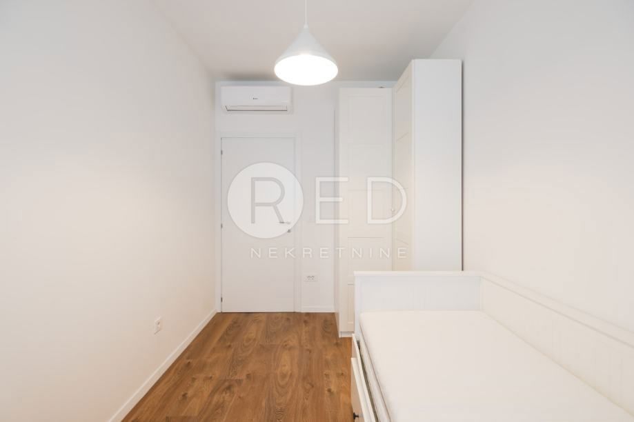 Appartamento Crvene kuće, Zadar, Podgorska, 83m2