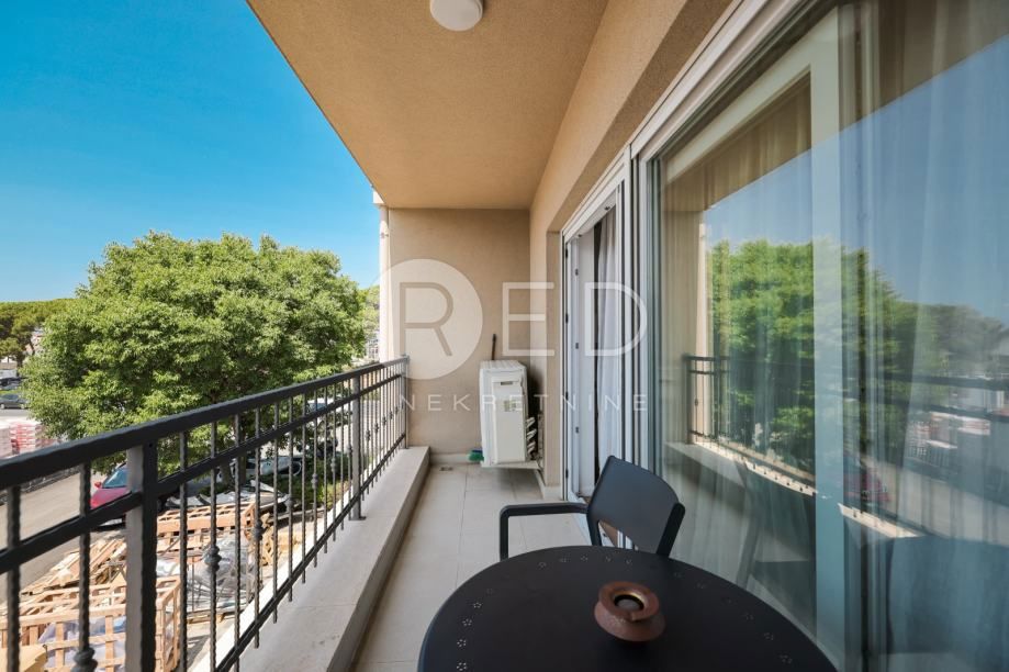 Appartamento Crvene kuće, Zadar, Podgorska, 83m2