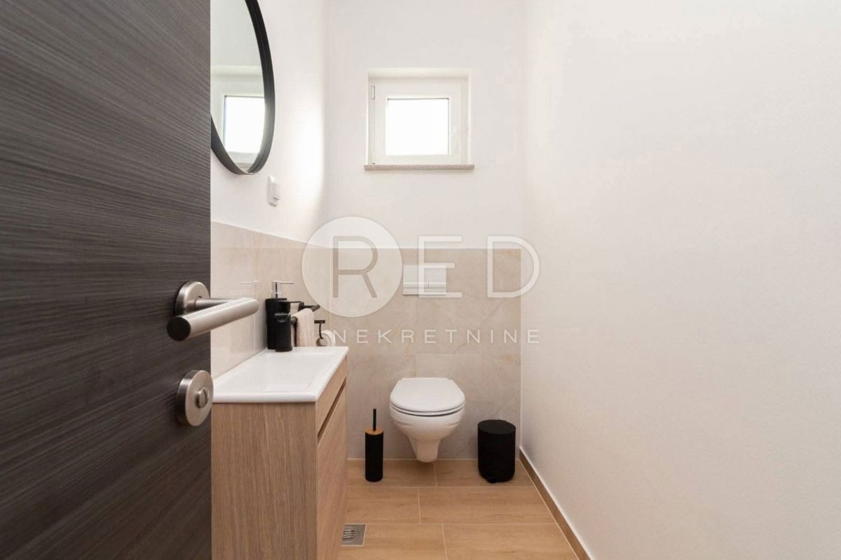 Appartamento Privlaka, 77m2