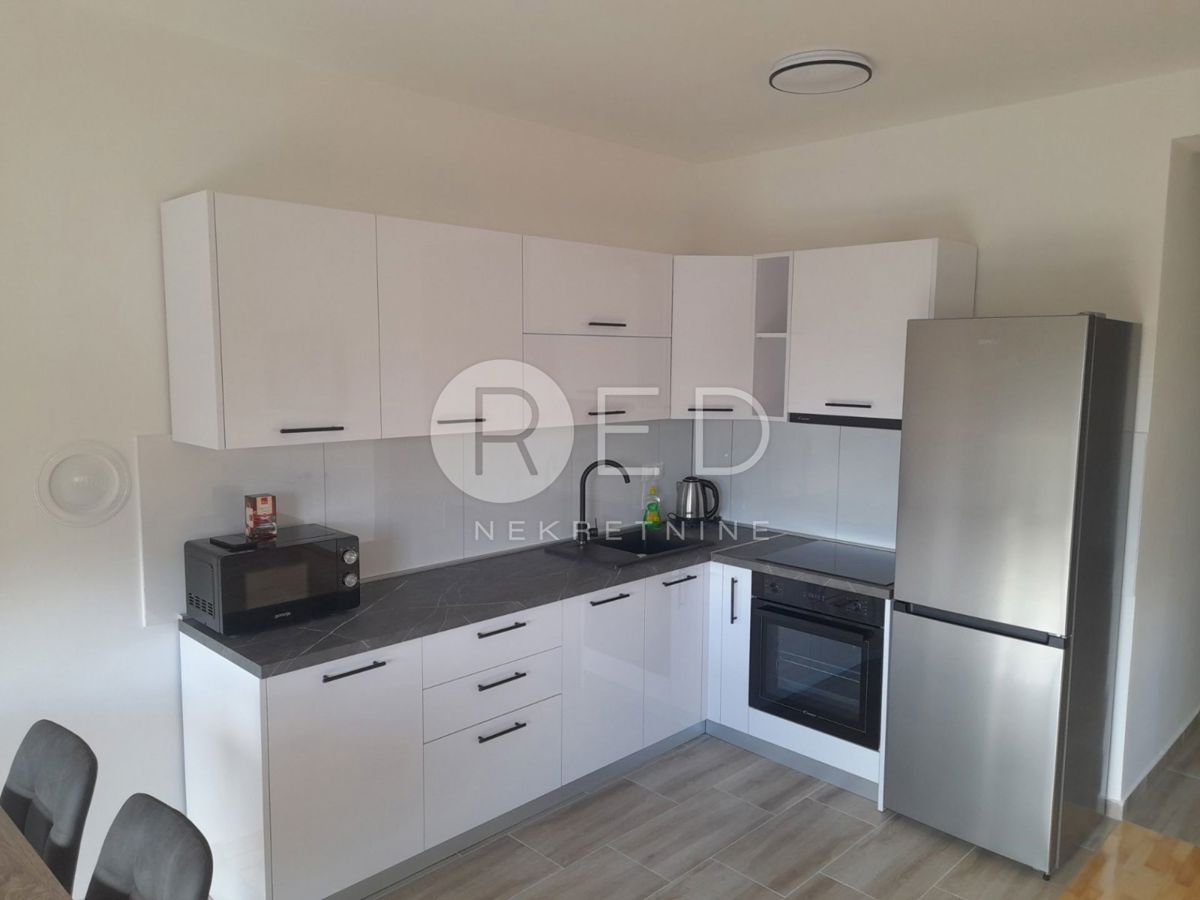 Appartamento Privlaka, 77m2