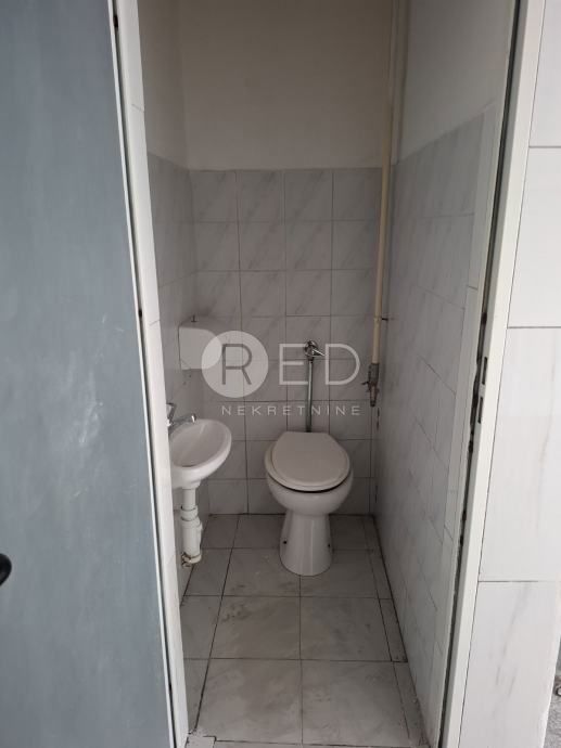 Commerciale Donja Dubrava, Avenija Dubrava, 56m2