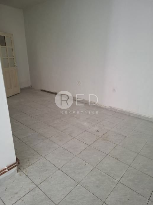 Commerciale Donja Dubrava, Avenija Dubrava, 56m2