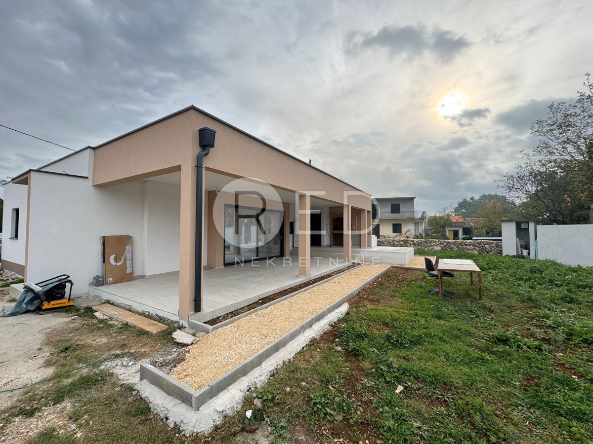 Casa Briševo, Poličnik, 103m2