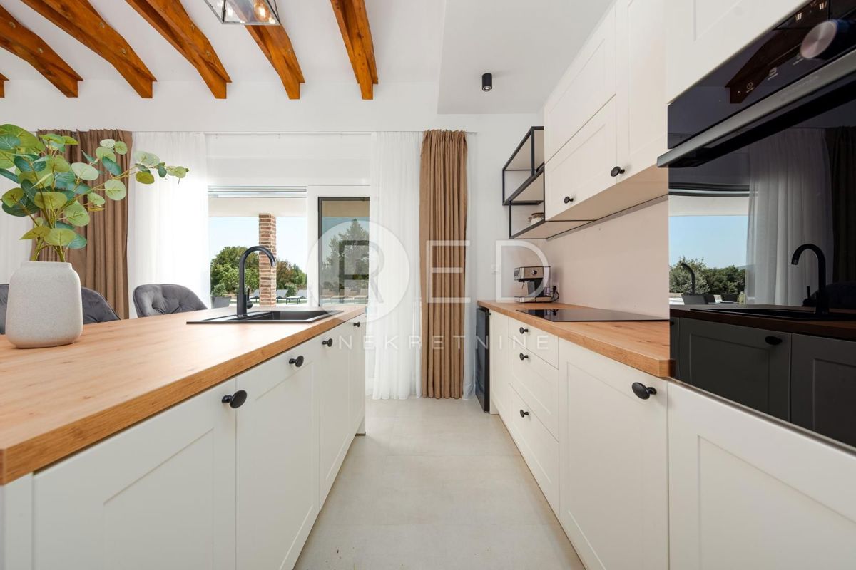 Casa Pridraga, Novigrad, 180m2