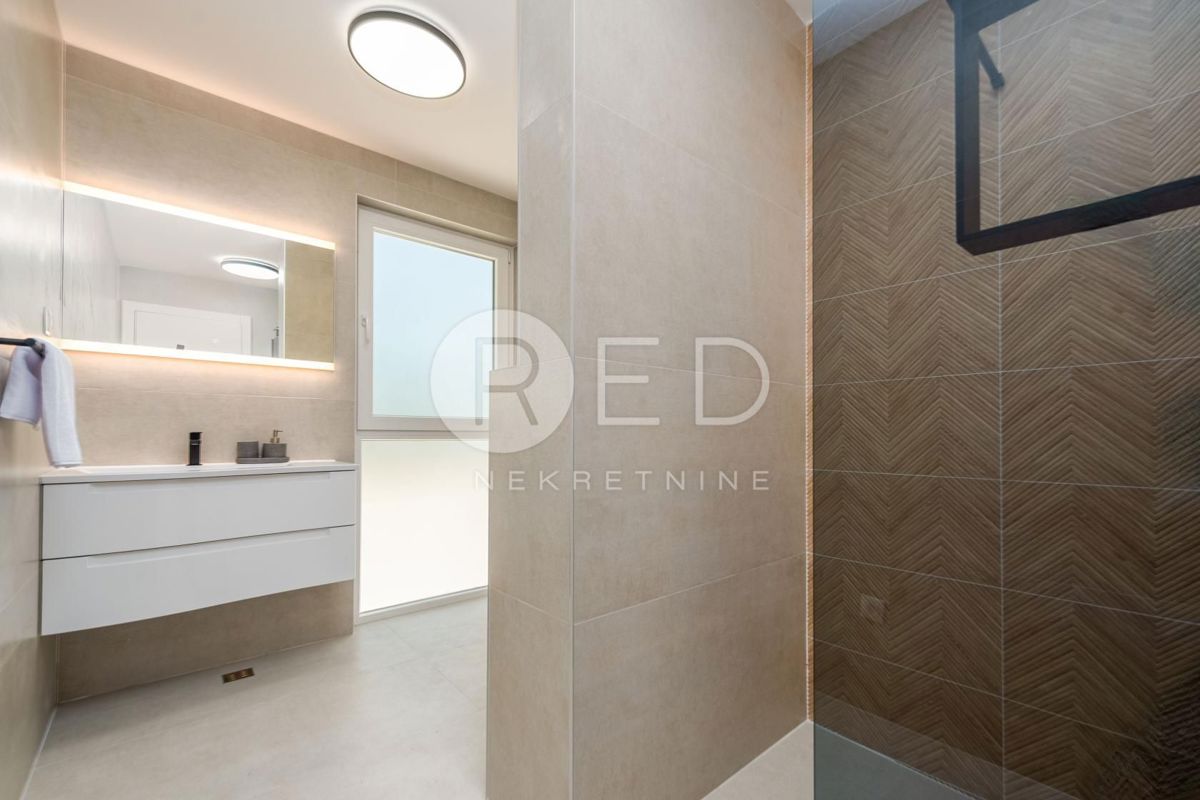 Casa Pridraga, Novigrad, 180m2