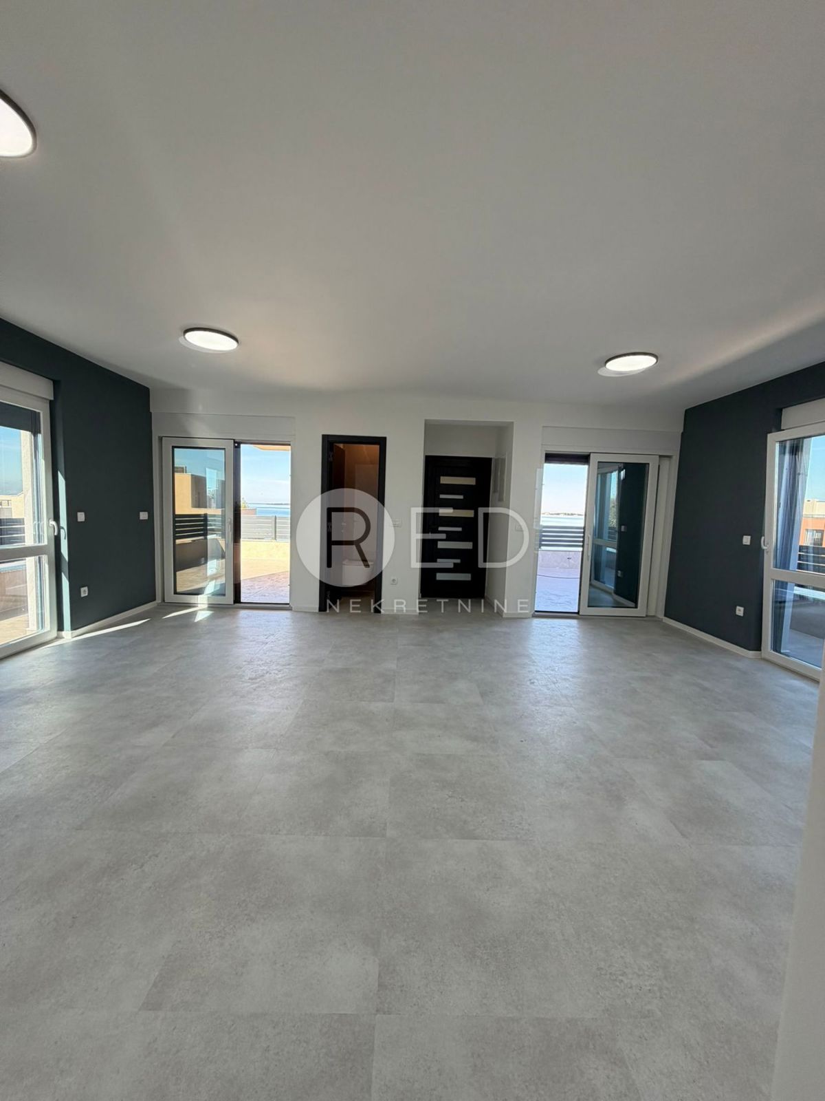 Appartamento Privlaka, Obala Artić, 105m2