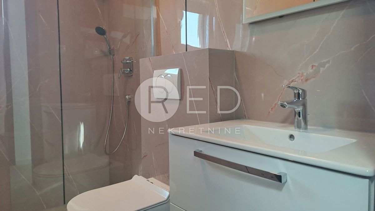 Appartamento Privlaka, Obala Artić, 105m2