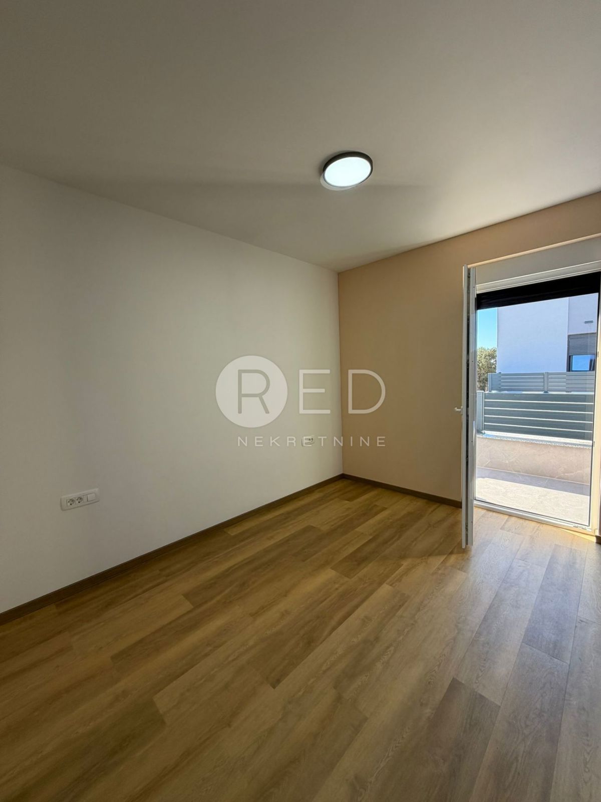 Appartamento Privlaka, Obala Artić, 105m2